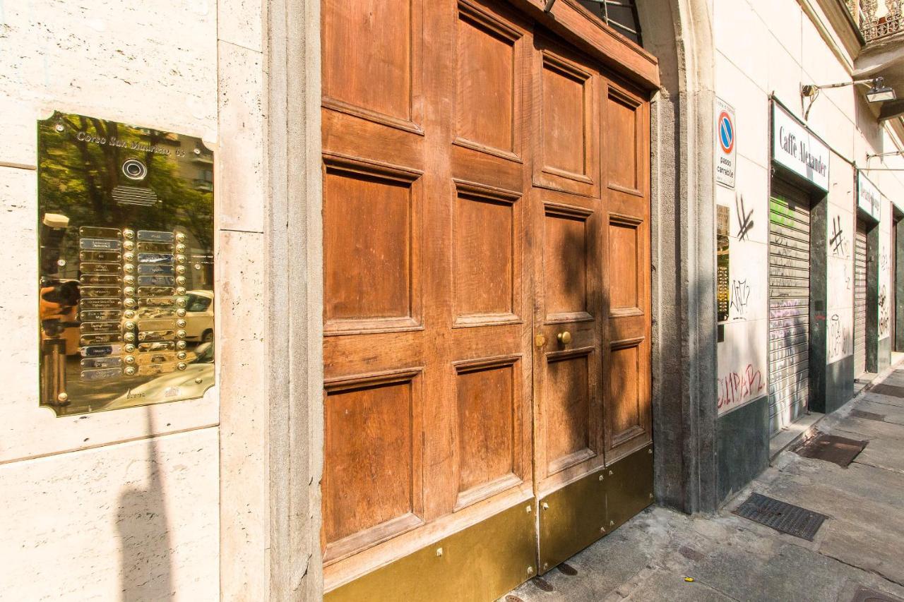 Mole Antonelliana & Royal Gardens Cozy Studio Turin Exterior photo