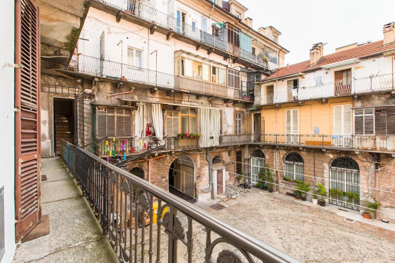 Mole Antonelliana & Royal Gardens Cozy Studio Turin Exterior photo